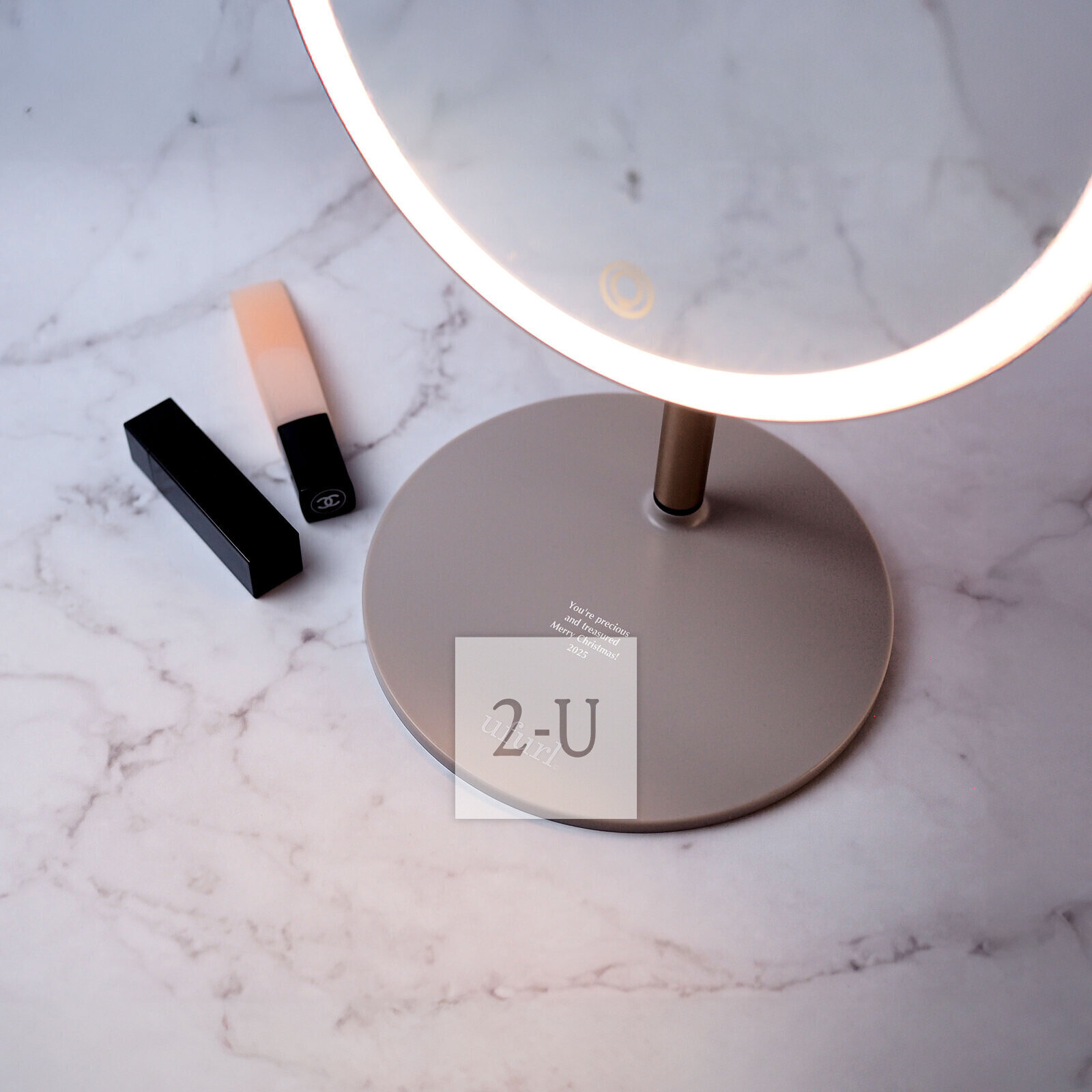 圣诞节送魔法化妆镜