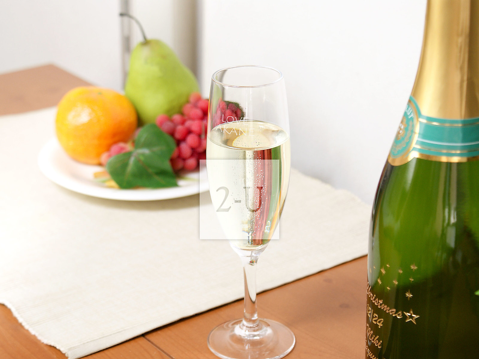 送给爱酒好友的礼物：独一无二的定制酒具，开启专属庆贺