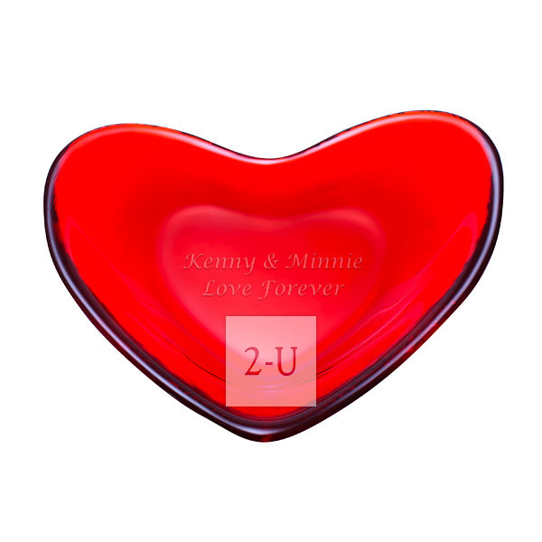 红色心形玻璃浅碟